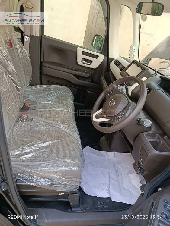 Honda N Box 2022 for Sale in Karachi Honda N Box 2022 for Sale in Karachi Image-10