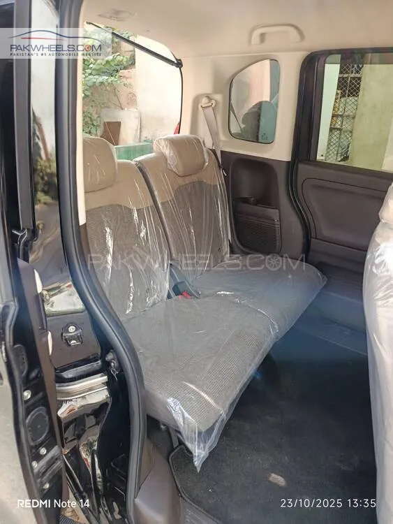 Honda N Box 2022 for Sale in Karachi Honda N Box 2022 for Sale in Karachi Image-11
