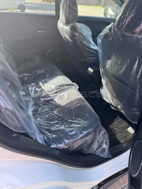Honda Vezel 2019 for Sale in Sargodha Honda Vezel 2019 for Sale in Sargodha Image-14