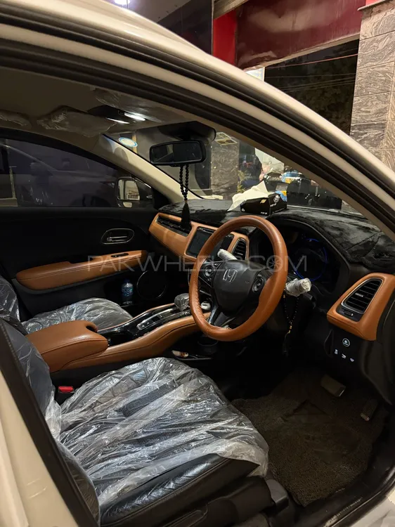 ہونڈا ویزِل 2014 for Sale in کراچی ہونڈا ویزِل 2014 for Sale in کراچی Image-5