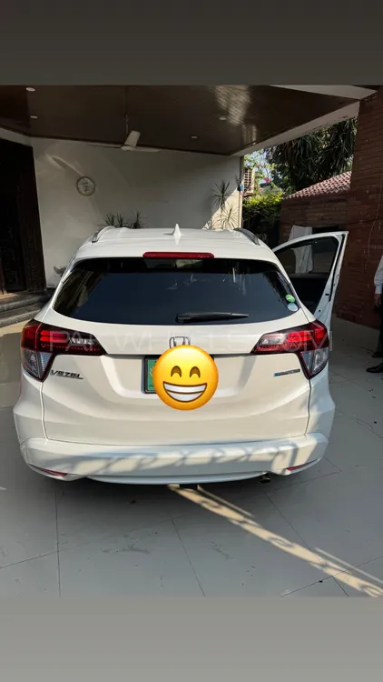 ہونڈا ویزِل 2014 for Sale in لاہور ہونڈا ویزِل 2014 for Sale in لاہور Image-3