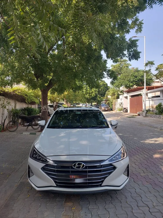 Hyundai Elantra 2021 for Sale in Karachi Image-1