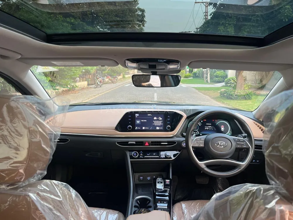 ہنڈائی سوناتا 2023 for Sale in لاہور ہنڈائی سوناتا 2023 for Sale in لاہور Image-10