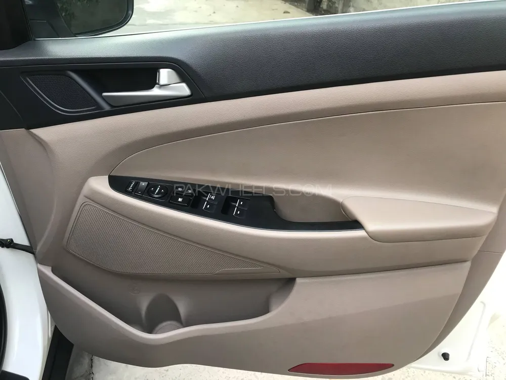 Hyundai Tucson 2020 for Sale in Lahore Hyundai Tucson 2020 for Sale in Lahore Image-9