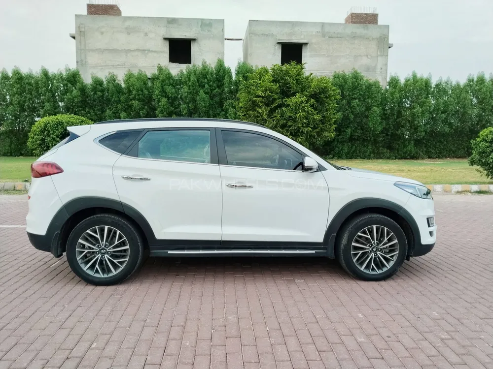 Hyundai Tucson 2022 for Sale in Multan Hyundai Tucson 2022 for Sale in Multan Image-3