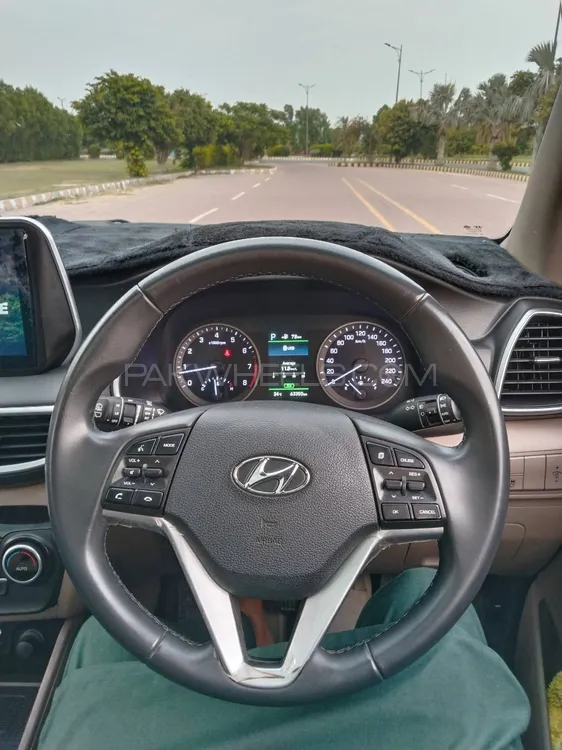 Hyundai Tucson 2022 for Sale in Multan Hyundai Tucson 2022 for Sale in Multan Image-10
