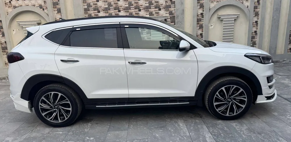 Hyundai Tucson 2023 for Sale in Sialkot Hyundai Tucson 2023 for Sale in Sialkot Image-5