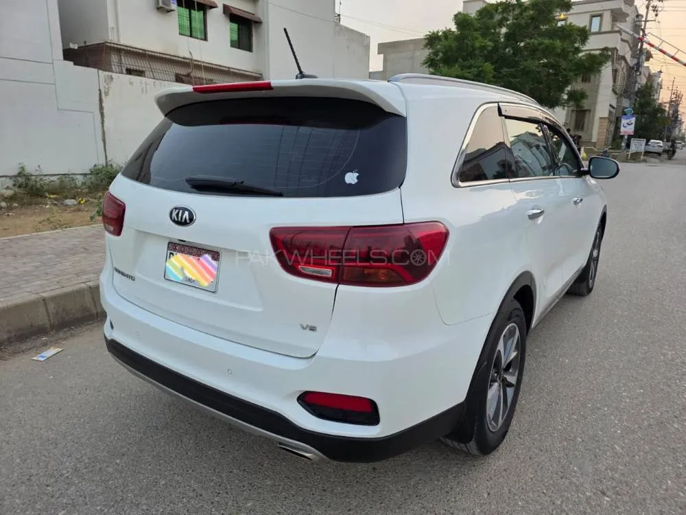 KIA Sorento 2021 for Sale in Karachi KIA Sorento 2021 for Sale in Karachi Image-8
