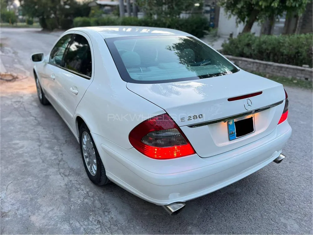 Mercedes Benz E Class 2006 for Sale in Islamabad Mercedes Benz E Class 2006 for Sale in Islamabad Image-5