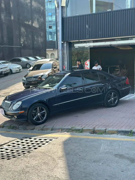 مرسڈیز بینز ای کلاس 2004 for Sale in اسلام آباد مرسڈیز بینز ای کلاس 2004 for Sale in اسلام آباد Image-2