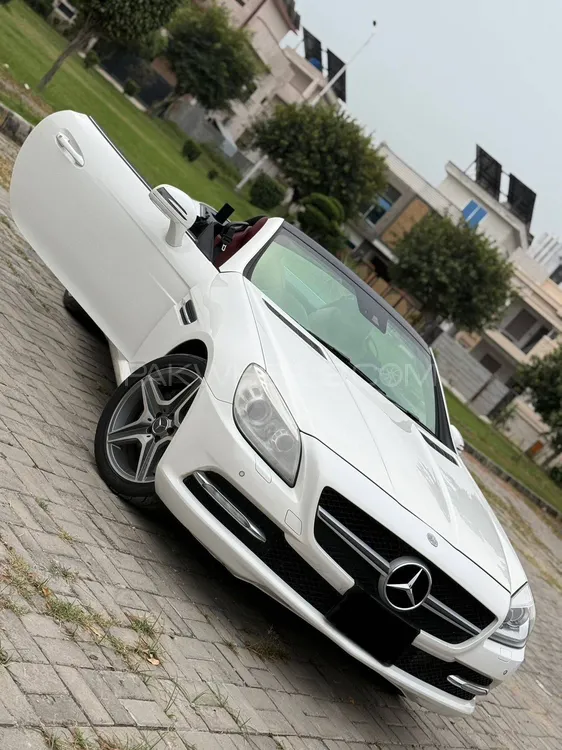 Mercedes Benz SLK Class 2013 for Sale in Lahore Mercedes Benz SLK Class 2013 for Sale in Lahore Image-1
