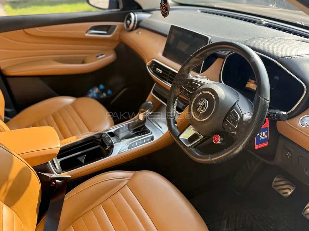 MG HS 2022 for Sale in Islamabad MG HS 2022 for Sale in Islamabad Image-9