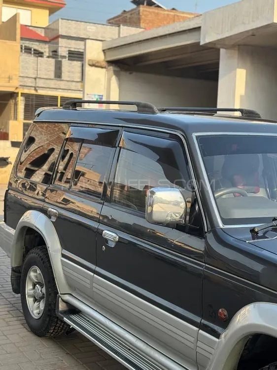 Mitsubishi Pajero 1992 for Sale in Lahore Mitsubishi Pajero 1992 for Sale in Lahore Image-3