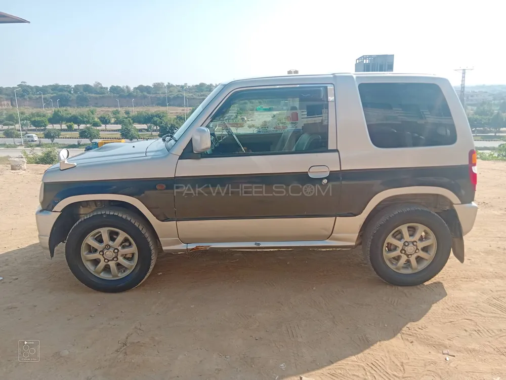 Mitsubishi Pajero Mini 2001 for Sale in Islamabad Mitsubishi Pajero Mini 2001 for Sale in Islamabad Image-14