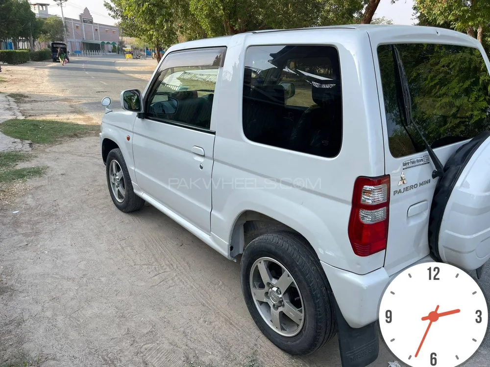 Mitsubishi Pajero Mini 2009 for Sale in Bahawalpur Mitsubishi Pajero Mini 2009 for Sale in Bahawalpur Image-10