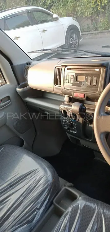 نسان کلپر 2025 for Sale in گجرانوالہ نسان کلپر 2025 for Sale in گجرانوالہ Image-6