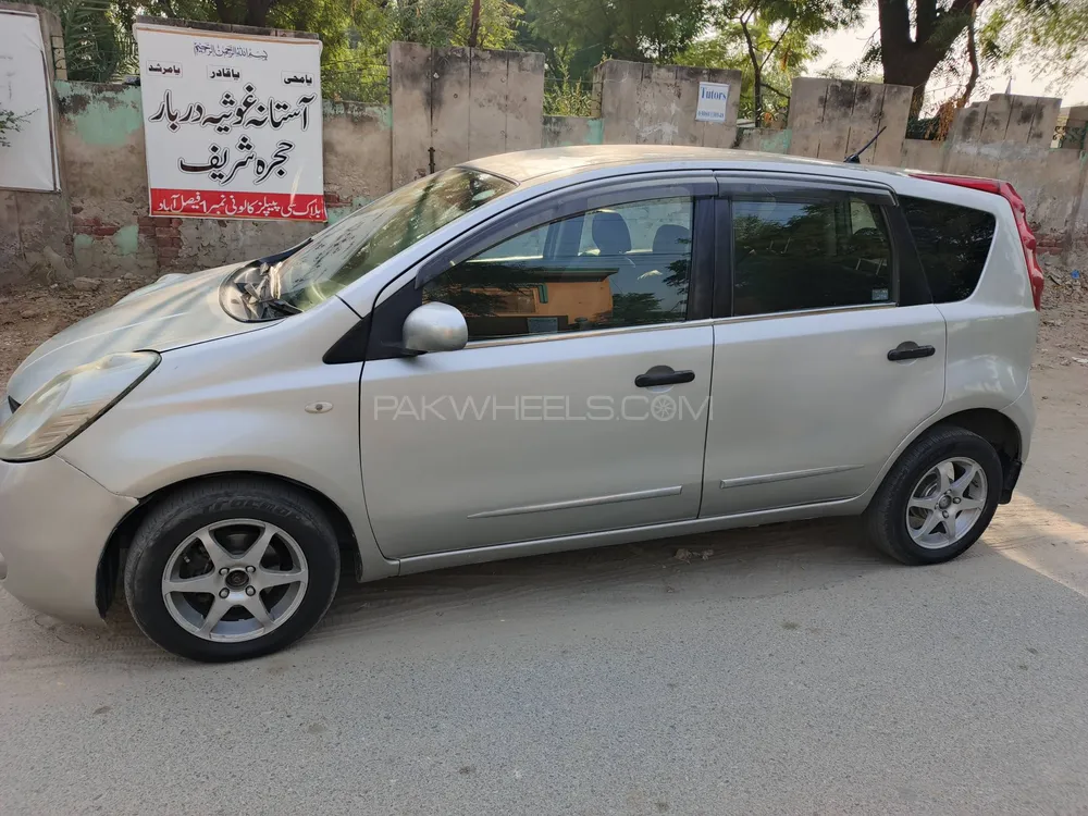 Nissan Note 2007 for Sale in Faisalabad Nissan Note 2007 for Sale in Faisalabad Image-8