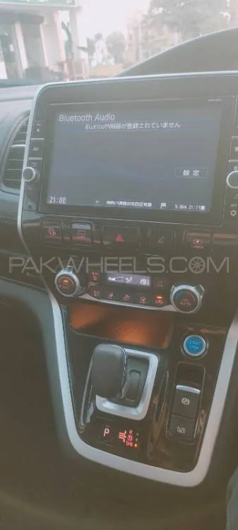 Nissan Serena 2018 for Sale in Gujranwala Nissan Serena 2018 for Sale in Gujranwala Image-14