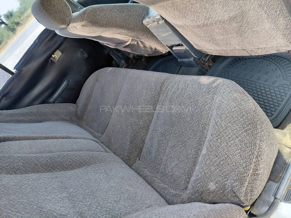 Nissan Sunny 1988 for Sale in Fateh Jang Nissan Sunny 1988 for Sale in Fateh Jang Image-5