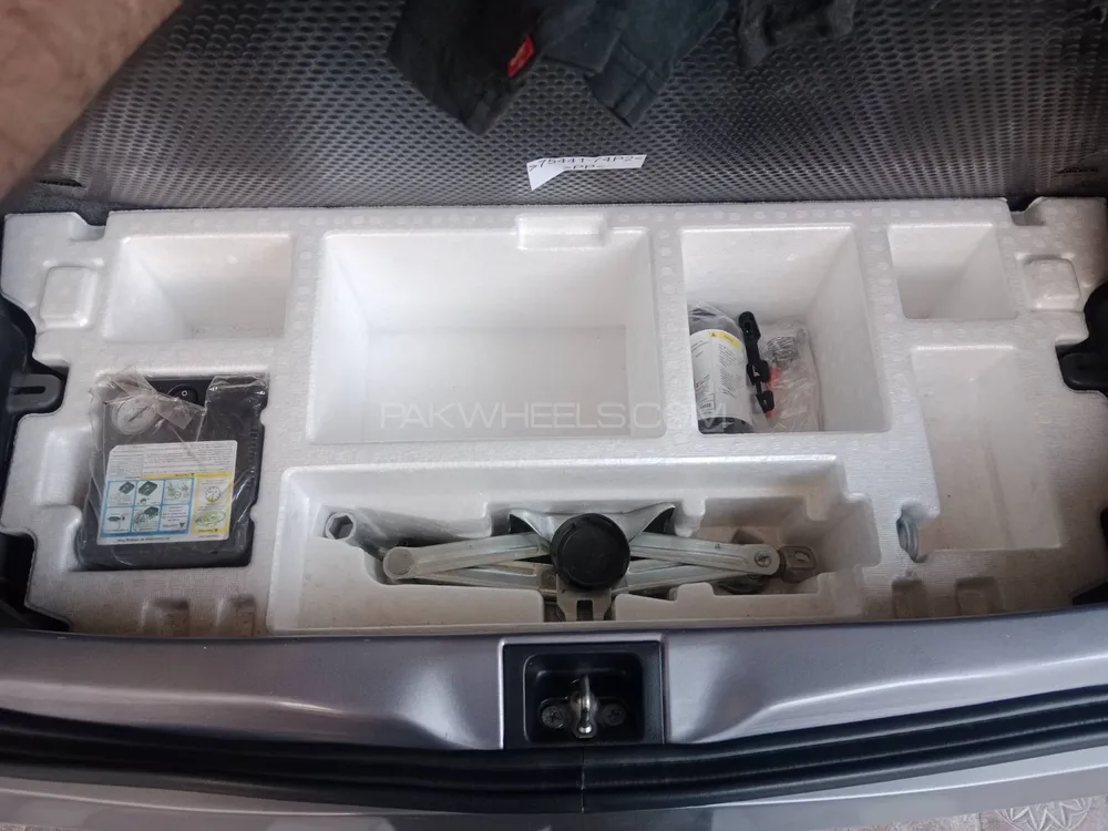 Suzuki Alto 2024 for Sale in Rawalpindi Suzuki Alto 2024 for Sale in Rawalpindi Image-11