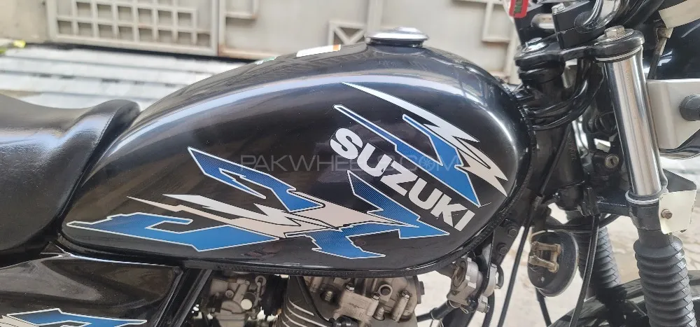 Suzuki GS 150 SE 2022 for Sale Suzuki GS 150 SE 2022 for Sale Image-2