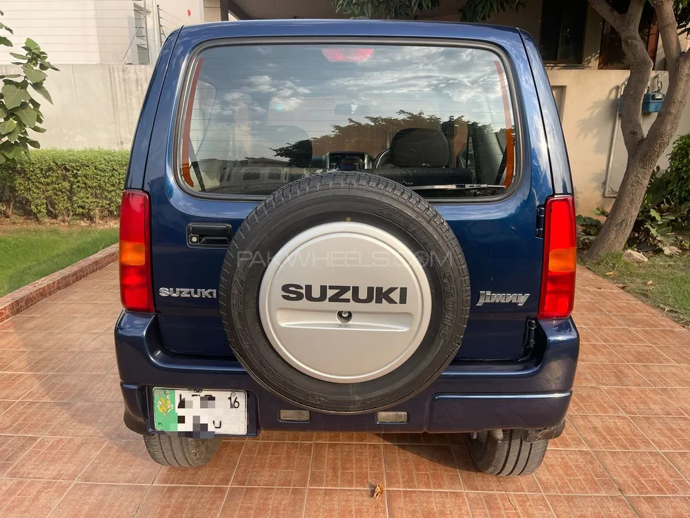 Suzuki Jimny 2011 for Sale in Lahore Suzuki Jimny 2011 for Sale in Lahore Image-6