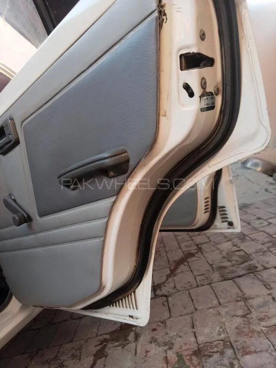 Suzuki Mehran 2011 for Sale in Layyah Suzuki Mehran 2011 for Sale in Layyah Image-10