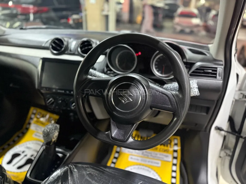 Suzuki Swift 2022 for Sale in Peshawar Suzuki Swift 2022 for Sale in Peshawar Image-7