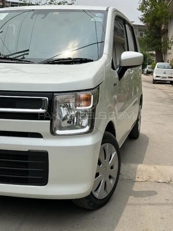 Suzuki Wagon R 2022 for Sale in Peshawar Suzuki Wagon R 2022 for Sale in Peshawar Image-2