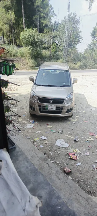 Suzuki Wagon R 2015 for Sale in Mansehra Suzuki Wagon R 2015 for Sale in Mansehra Image-2