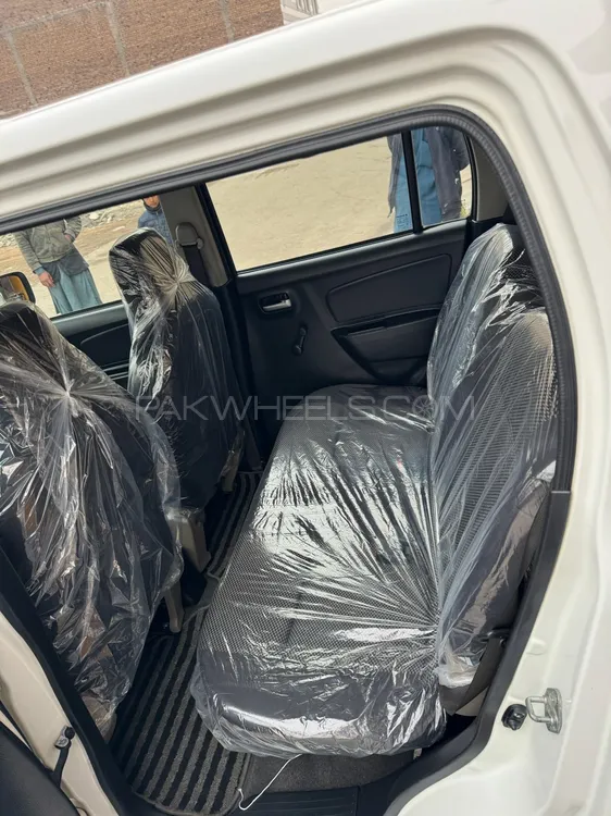 Suzuki Wagon R 2018 for Sale in Peshawar Suzuki Wagon R 2018 for Sale in Peshawar Image-8