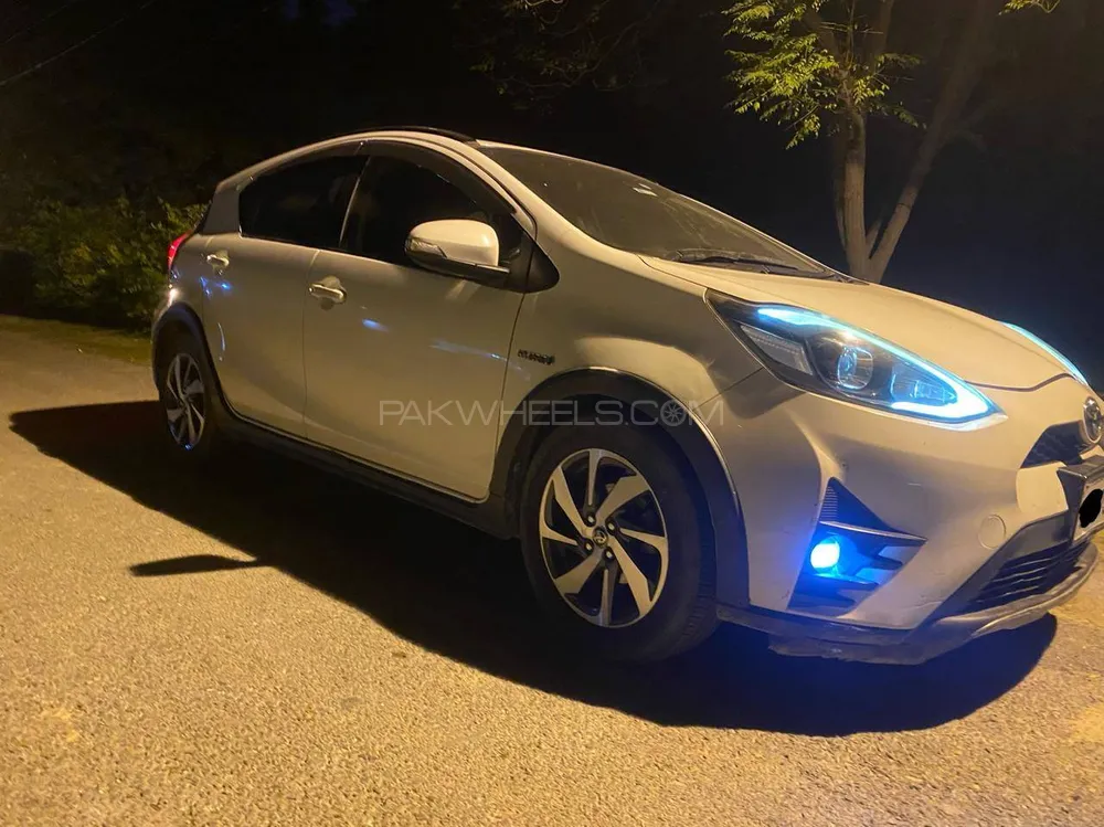 Toyota Aqua 2017 for Sale in Lahore Toyota Aqua 2017 for Sale in Lahore Image-2