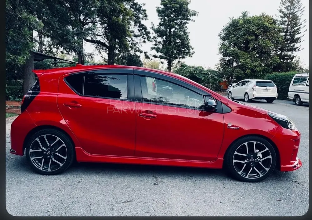 Toyota Aqua 2018 for Sale in Multan Toyota Aqua 2018 for Sale in Multan Image-11
