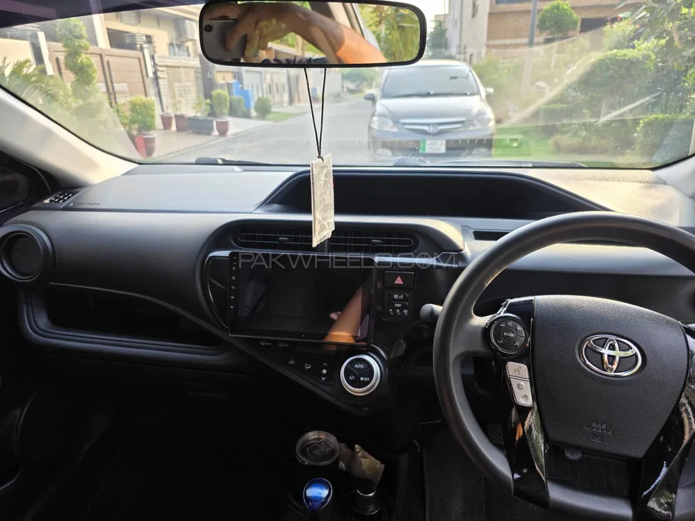 ٹویوٹا اکوا 2015 for Sale in ملتان ٹویوٹا اکوا 2015 for Sale in ملتان Image-9