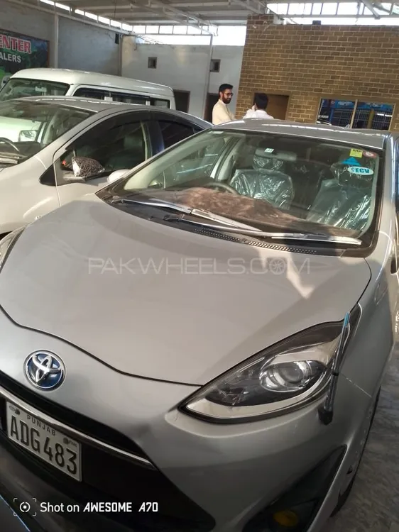 Toyota Aqua 2017 for Sale in Peshawar Toyota Aqua 2017 for Sale in Peshawar Image-1