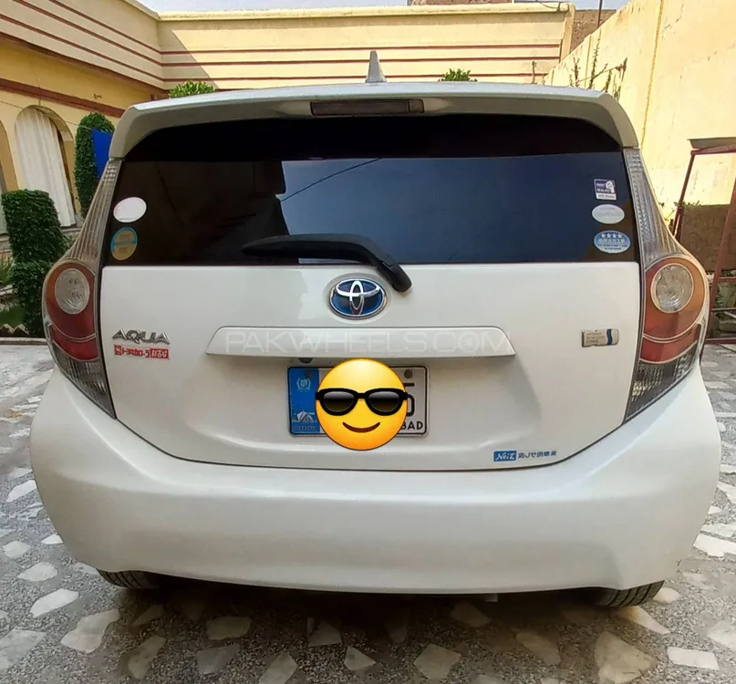 Toyota Aqua 2012 for Sale in Peshawar Toyota Aqua 2012 for Sale in Peshawar Image-10