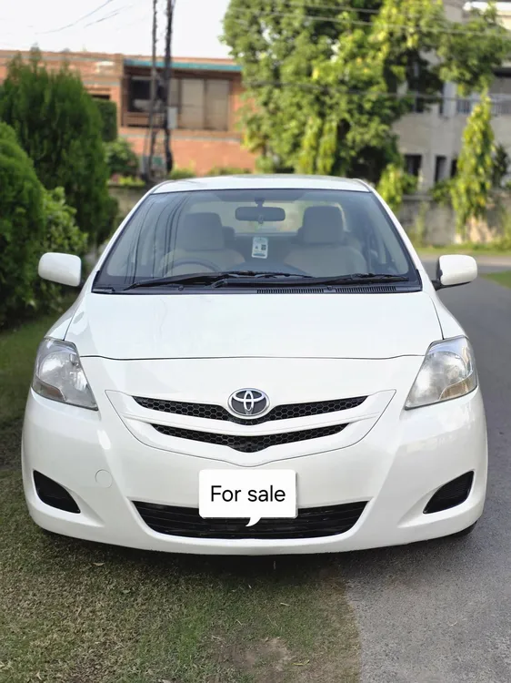Toyota Belta 2006 for Sale in Lahore Toyota Belta 2006 for Sale in Lahore Image-1