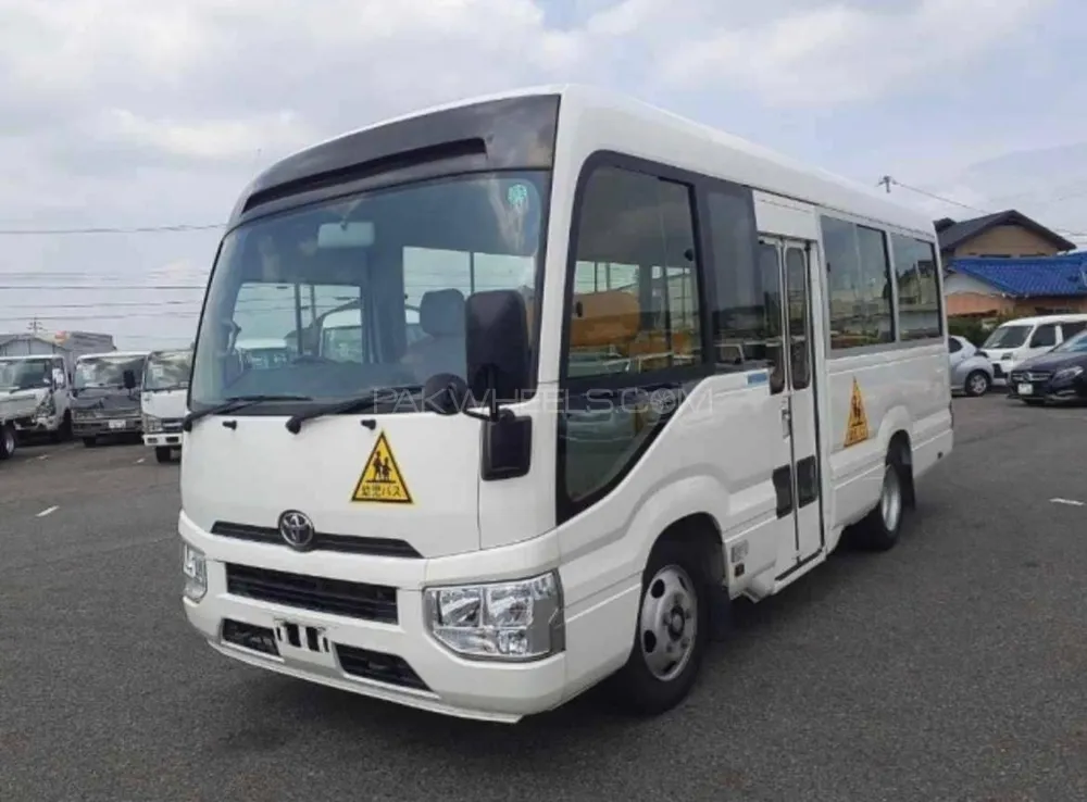 Toyota Coaster 2020 for Sale in Karachi Toyota Coaster 2020 for Sale in Karachi Image-2