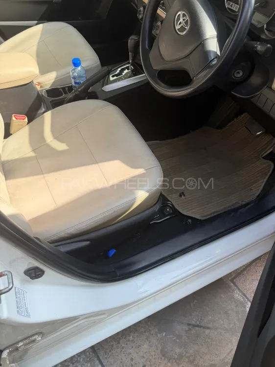 Toyota Corolla 2017 for Sale in Lahore Toyota Corolla 2017 for Sale in Lahore Image-2
