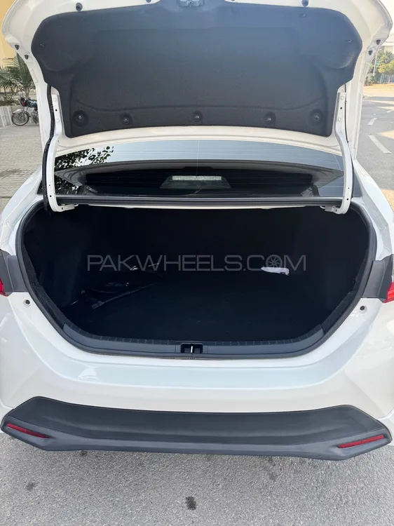 Toyota Corolla 2025 for Sale in Attock Toyota Corolla 2025 for Sale in Attock Image-2