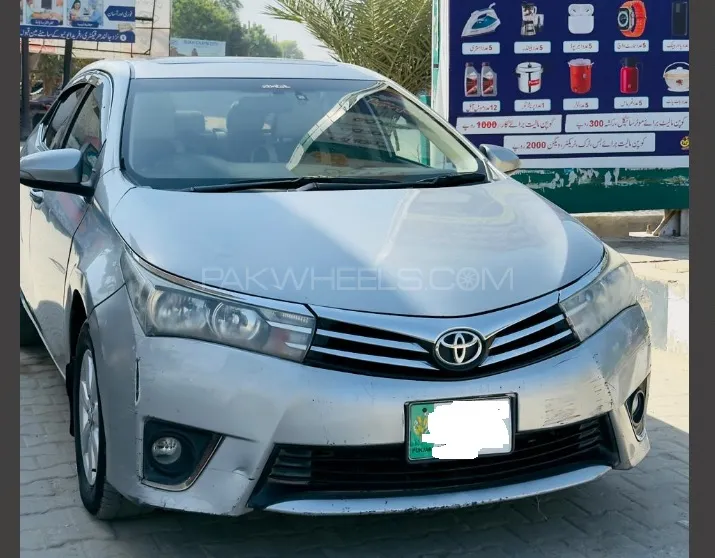 Toyota Corolla 2015 for Sale in Lahore Image-1