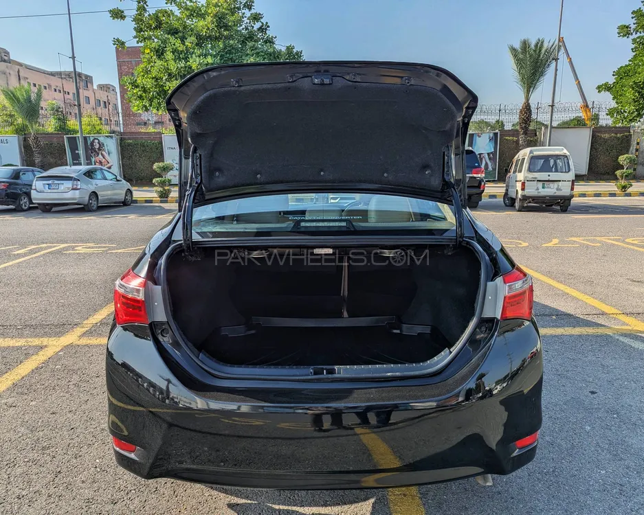 Toyota Corolla 2016 for Sale in Lahore Toyota Corolla 2016 for Sale in Lahore Image-6