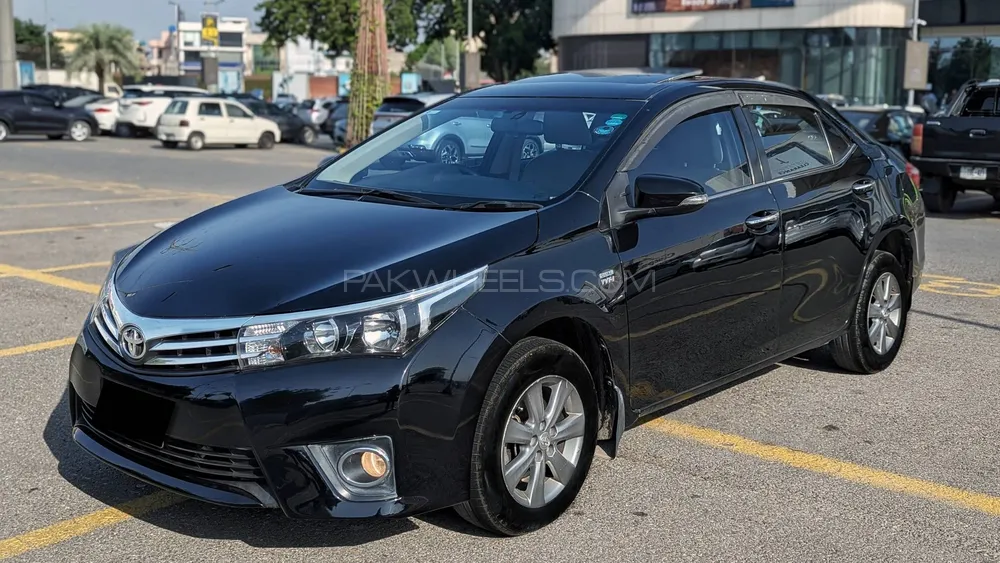 Toyota Corolla 2016 for Sale in Lahore Toyota Corolla 2016 for Sale in Lahore Image-2