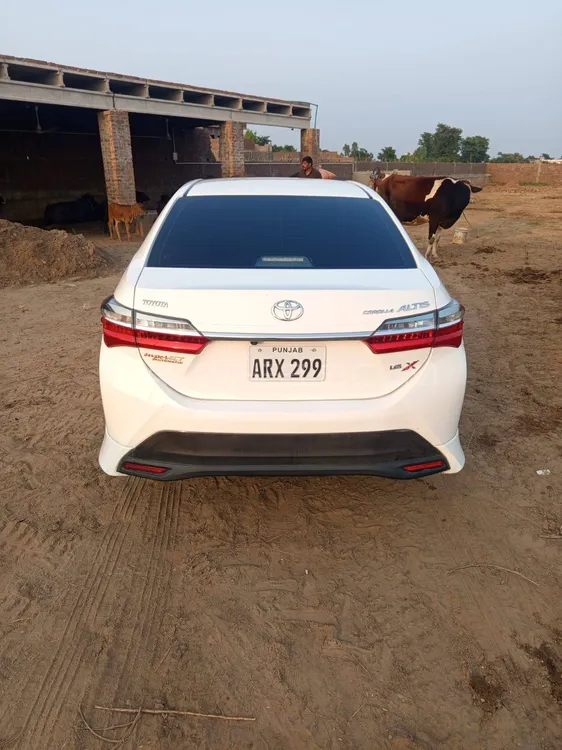 Toyota Corolla 2021 for Sale in Jalalpur Jattan Toyota Corolla 2021 for Sale in Jalalpur Jattan Image-7