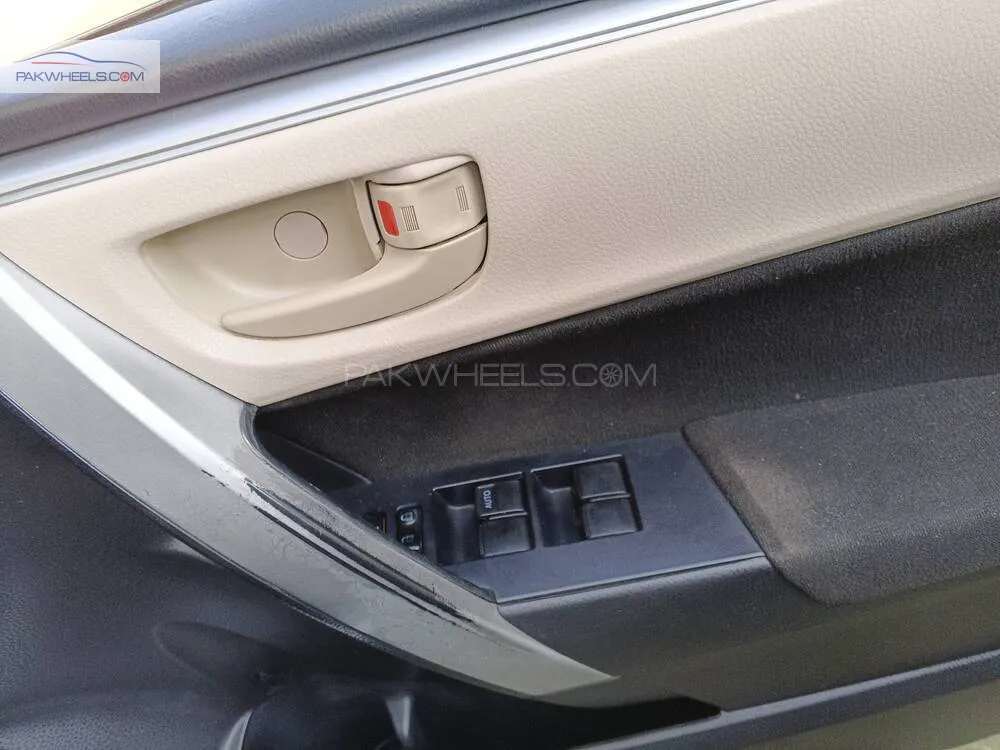 Toyota Corolla 2016 for Sale in Rawalpindi Toyota Corolla 2016 for Sale in Rawalpindi Image-12