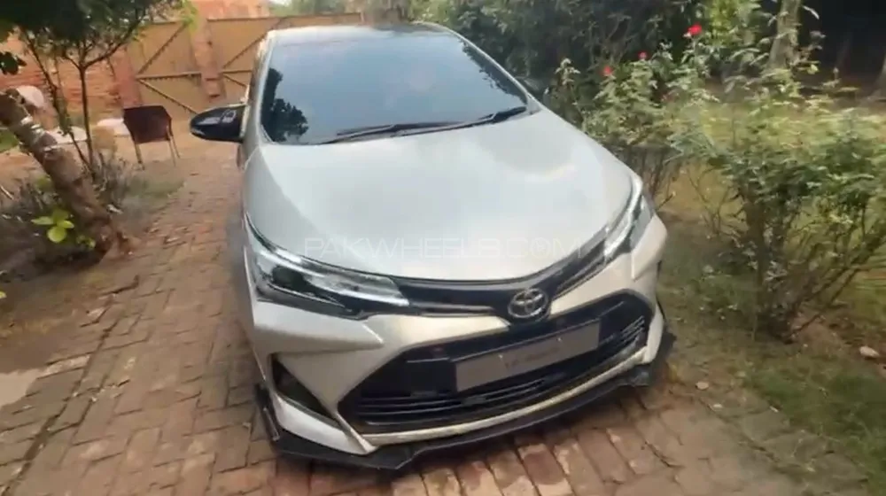 Toyota Corolla 2017 for Sale in Faisalabad Image-1