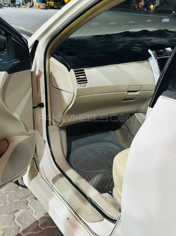 Toyota Corolla 2011 for Sale in Toba Tek Singh Toyota Corolla 2011 for Sale in Toba Tek Singh Image-9