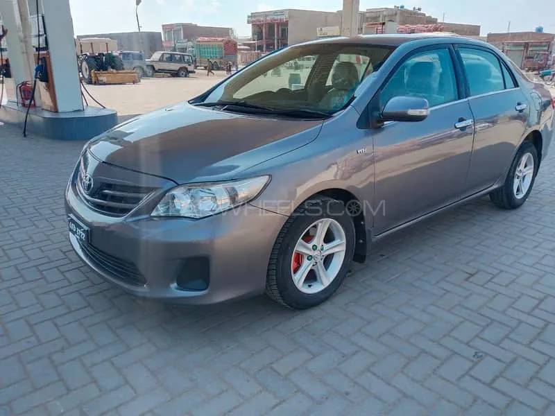 Toyota Corolla 2013 for Sale in Lahore Image-1