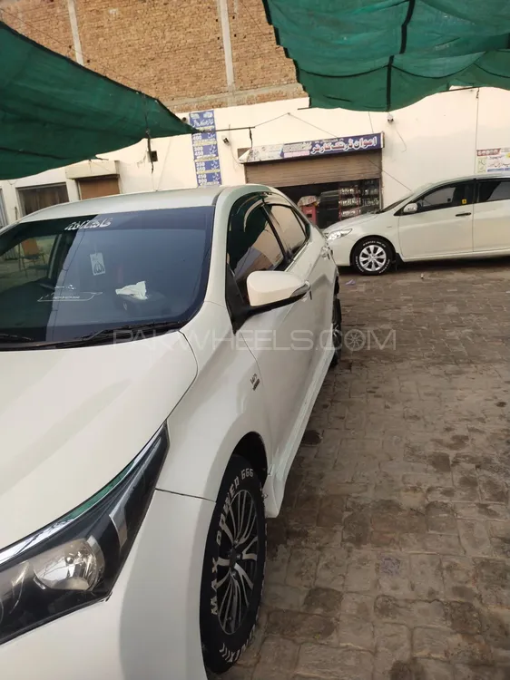 Toyota Corolla 2015 for Sale in Khanewal Image-1