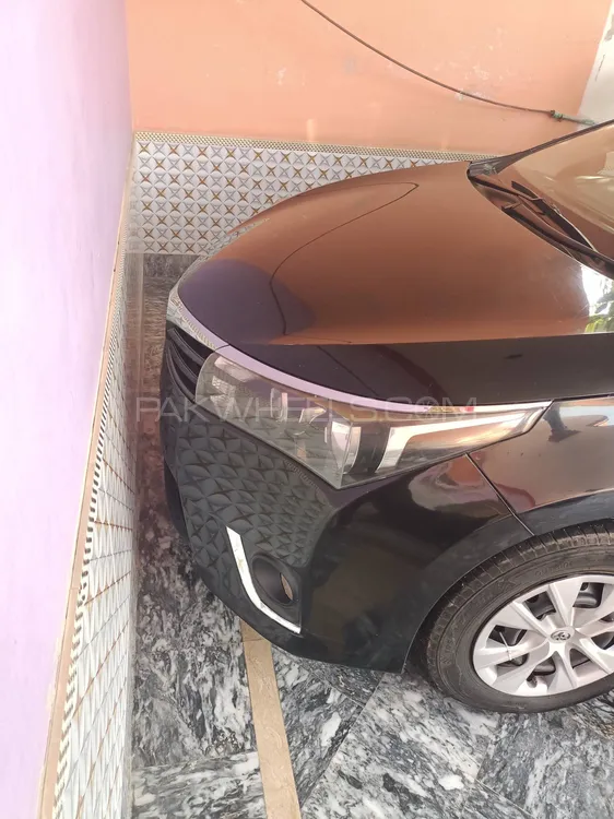 Toyota Corolla 2017 for Sale in Phool nagar Toyota Corolla 2017 for Sale in Phool nagar Image-2